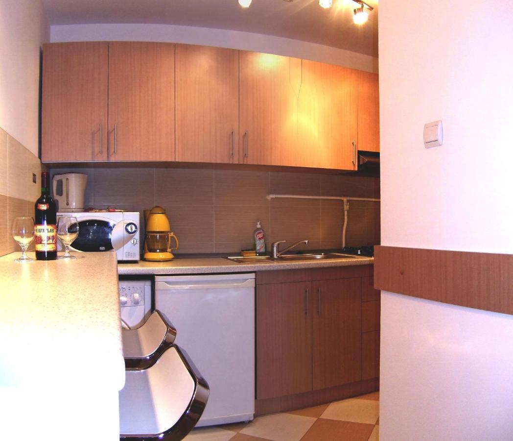 Agentia H Accommodation Бухарест Екстер'єр фото